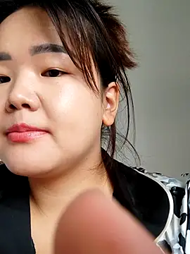 Snapshot of Innogin chatting on 09-16-25, 03:51 Innogin online show from 09-16-25, 03:51