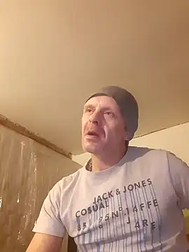 Snapshot of Kuba_Gd chatting on 01-21-25, 11:55 Kuba Gd online show from 01-21-25, 11:55