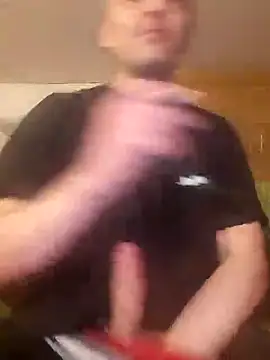 Snapshot of Kuba_Gd chatting on 02-19-25, 08:41 Kuba Gd online show from 02-19-25, 08:41