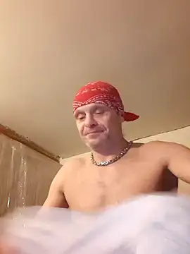 Snapshot of Kuba_Gd chatting on 03-11-25, 09:04 Kuba Gd online show from 03-11-25, 09:04