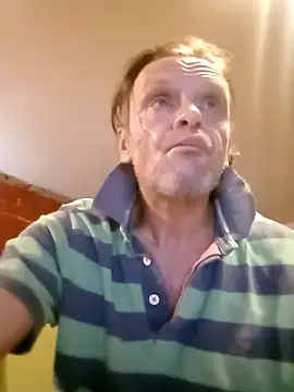 Snapshot of Kuba_Gd chatting on 11-27-25, 08:05 Kuba Gd online show from 11-27-25, 08:05