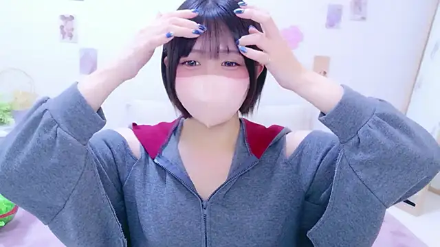 Hinata Sun online show from 05-25-26, 11:49