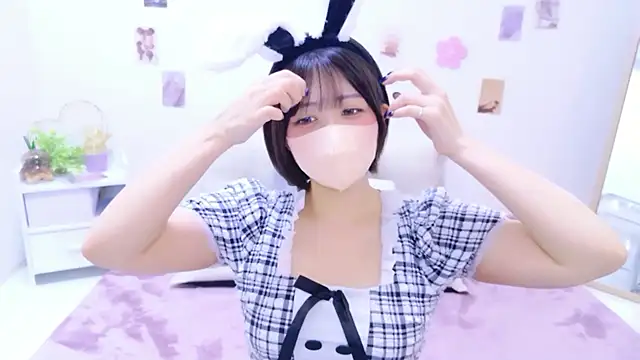 Hinata Sun online show from 06-03-26, 04:23