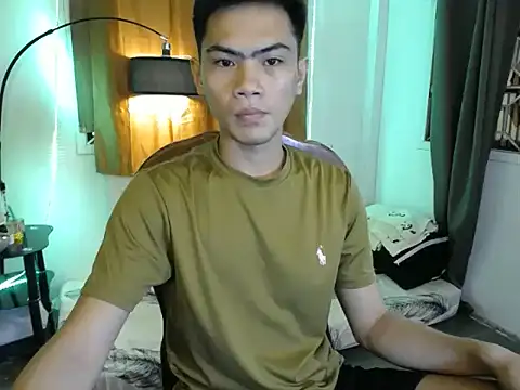 Snapshot of alex_cummer chatting on 07-10-26, 05:01 alex cummer online show from 07-10-26, 05:01