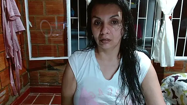 Snapshot of Milf_Fantassyy chatting on 09-11-25, 11:16 Milf Fantassyy online show from 09-11-25, 11:16