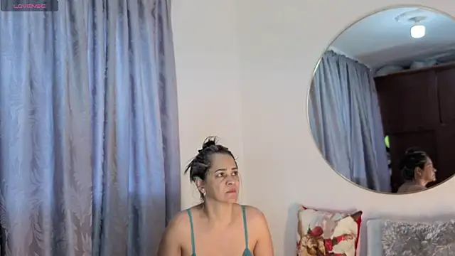 mariangellive online show from 01-18-26, 10:24