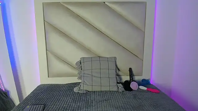 Snapshot of Andreacam_js chatting on 09-11-25, 03:06 Andreacam js online show from 09-11-25, 03:06