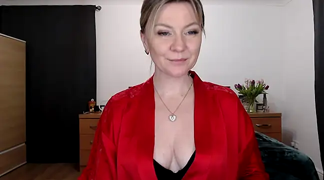 Snapshot of ParadiseAlina chatting on 01-18-25, 09:45 ParadiseAlina online show from 01-18-25, 09:45