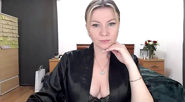 Snapshot of ParadiseAlina chatting on 03-22-25, 09:21 ParadiseAlina online show from 03-22-25, 09:21