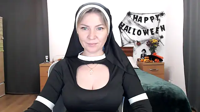 Snapshot of ParadiseAlina chatting on 10-30-25, 05:46 ParadiseAlina online show from 10-30-25, 05:46