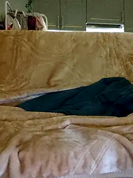 Snapshot of Nanou1269 chatting on 12-18-25, 09:32 Nanou1269 online show from 12-18-25, 09:32