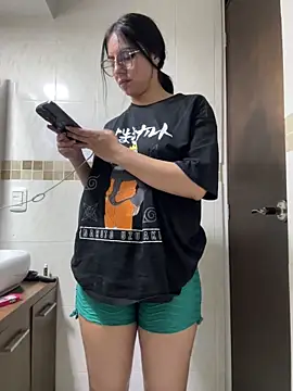 Clawd hot online show from 10-29-25, 02:14