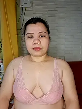 hotlyn45 online show from 03-09-26, 01:09