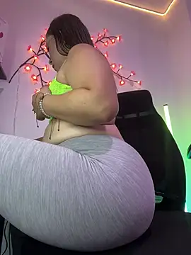 Amelia laurent online show from 04-01-26, 11:02