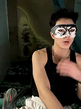 anhkiet huang online show from 10-26-25, 03:51