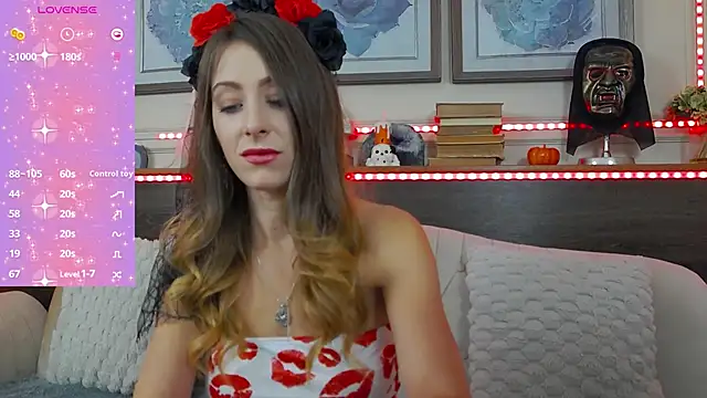 MuseDollX online show from 10-28-25, 08:11