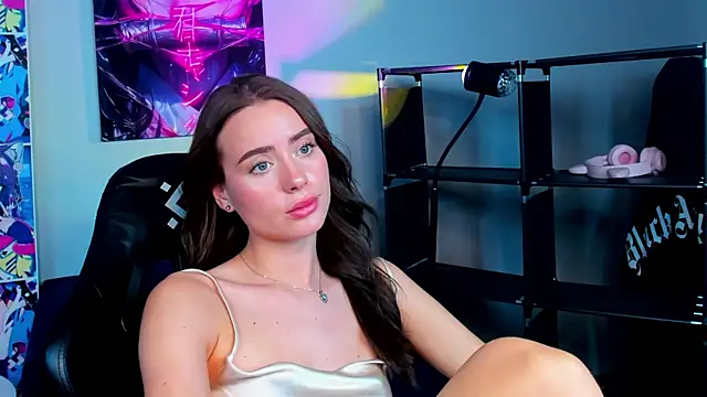 Snapshot of Ameli_Povilain chatting on 09-12-25, 11:21 Ameli Povilain online show from 09-12-25, 11:21