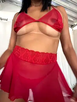 Snapshot of Katianesantos chatting on 09-21-25, 05:03 Katianesantos online show from 09-21-25, 05:03