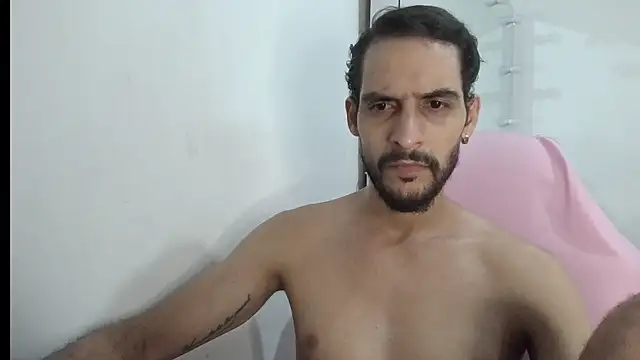 Snapshot of mochakkdj chatting on 09-18-25, 02:35 mochakkdj online show from 09-18-25, 02:35