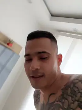 AndrewGmz online show from 10-10-25, 06:18