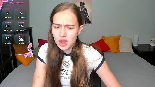 Alisa  Kelly online show from 10-18-25, 12:57