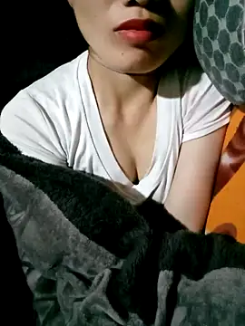 ngan-cute online show from 10-25-25, 01:57