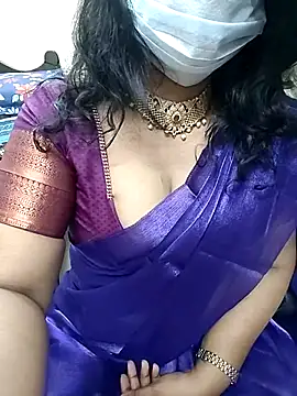 Snapshot of tamilmaha12 chatting on 11-28-25, 05:26 tamilmaha12 online show from 11-28-25, 05:26