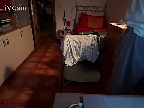 Snapshot of Pigna16PSRN chatting on 02-11-26, 09:20 Pigna16PSRN online show from 02-11-26, 09:20