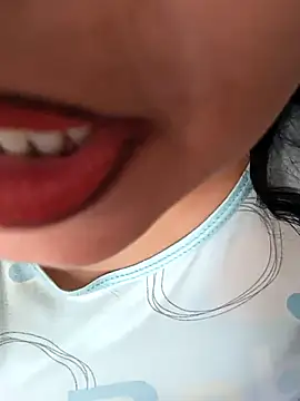 Snapshot of angel_ridhi chatting on 09-25-25, 06:06 angel ridhi online show from 09-25-25, 06:06