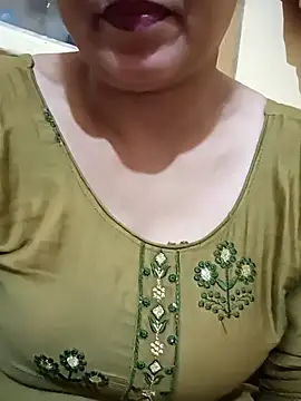 Snapshot of angel_ridhi chatting on 02-21-26, 02:34 angel ridhi online show from 02-21-26, 02:34