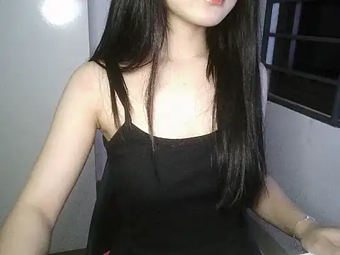 Snapshot of Annabelle-e chatting on 11-05-25, 05:46 Annabelle-e online show from 11-05-25, 05:46