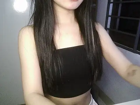 Snapshot of Annabelle-e chatting on 11-11-25, 04:51 Annabelle-e online show from 11-11-25, 04:51