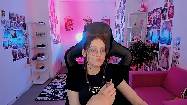 JenniferKiim online show from 03-04-26, 03:23