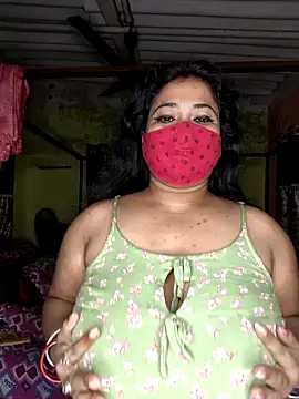 Smile-quien online show from 12-05-25, 06:44