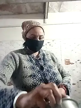 Rakhi sawant143 online show from 12-20-25, 02:07