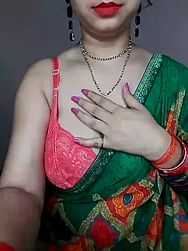 Snapshot of Oh_011 chatting on 11-05-25, 02:28 Oh 011 online show from 11-05-25, 02:28