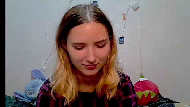 Snapshot of _kikiclark__ chatting on 10-04-25, 09:02 kikiclark online show from 10-04-25, 09:02