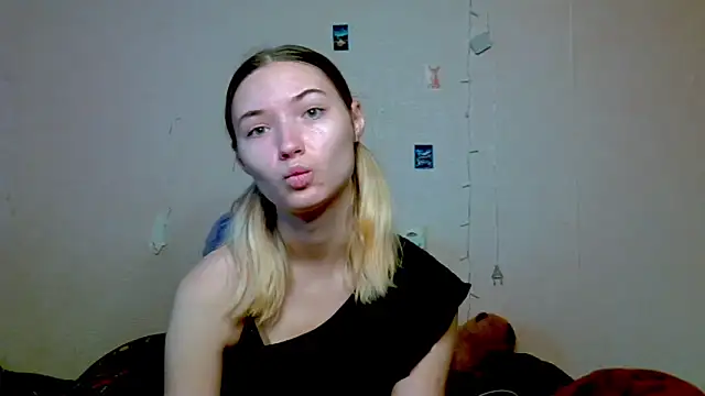 Snapshot of _kikiclark__ chatting on 10-09-25, 12:14 kikiclark online show from 10-09-25, 12:14