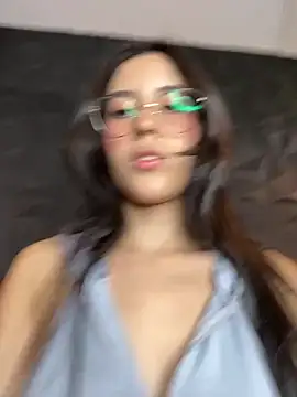 Snapshot of Juanita-Diaz chatting on 09-12-25, 08:42 Juanita-Diaz online show from 09-12-25, 08:42