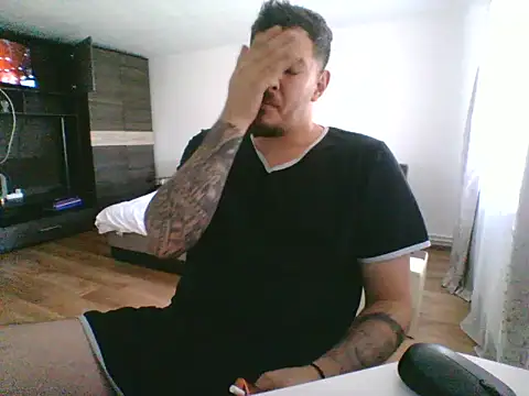 DaNNyeL016 online show from 07-31-26, 10:36