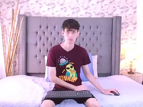 Luke Carter online show from 09-13-25, 01:00