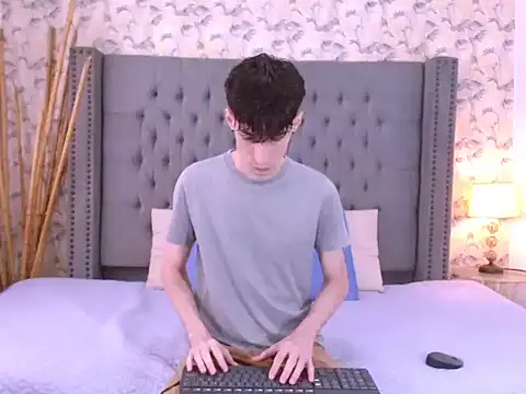 Luke Carter online show from 09-25-25, 01:04