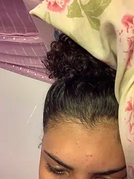 luluzinhax online show from 02-11-26, 04:17