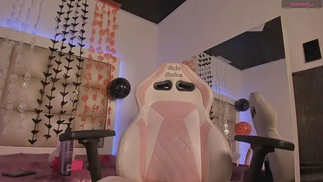 Snapshot of Valkiria_js chatting on 10-08-25, 08:06 Valkiria js online show from 10-08-25, 08:06