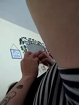 denissebombon online show from 04-24-26, 10:56