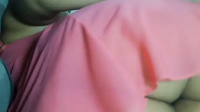 Snapshot of SecretBrunette chatting on 06-03-26, 02:25 SecretBrunette online show from 06-03-26, 02:25