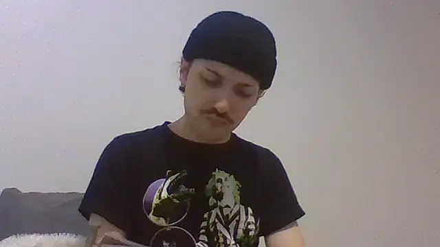 Snapshot of Jbenz420 chatting on 05-18-26, 04:07 Jbenz420 online show from 05-18-26, 04:07