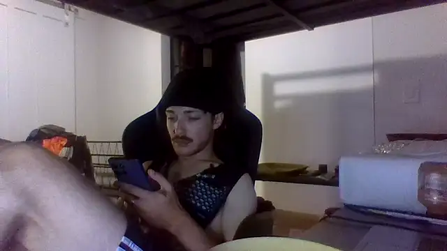Snapshot of Jbenz420 chatting on 07-01-26, 02:13 Jbenz420 online show from 07-01-26, 02:13