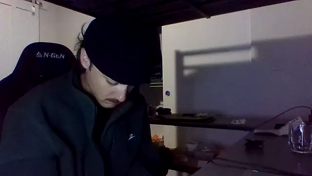 Snapshot of Jbenz420 chatting on 07-07-26, 11:03 Jbenz420 online show from 07-07-26, 11:03