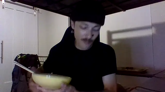 Snapshot of Jbenz420 chatting on 07-10-26, 05:56 Jbenz420 online show from 07-10-26, 05:56